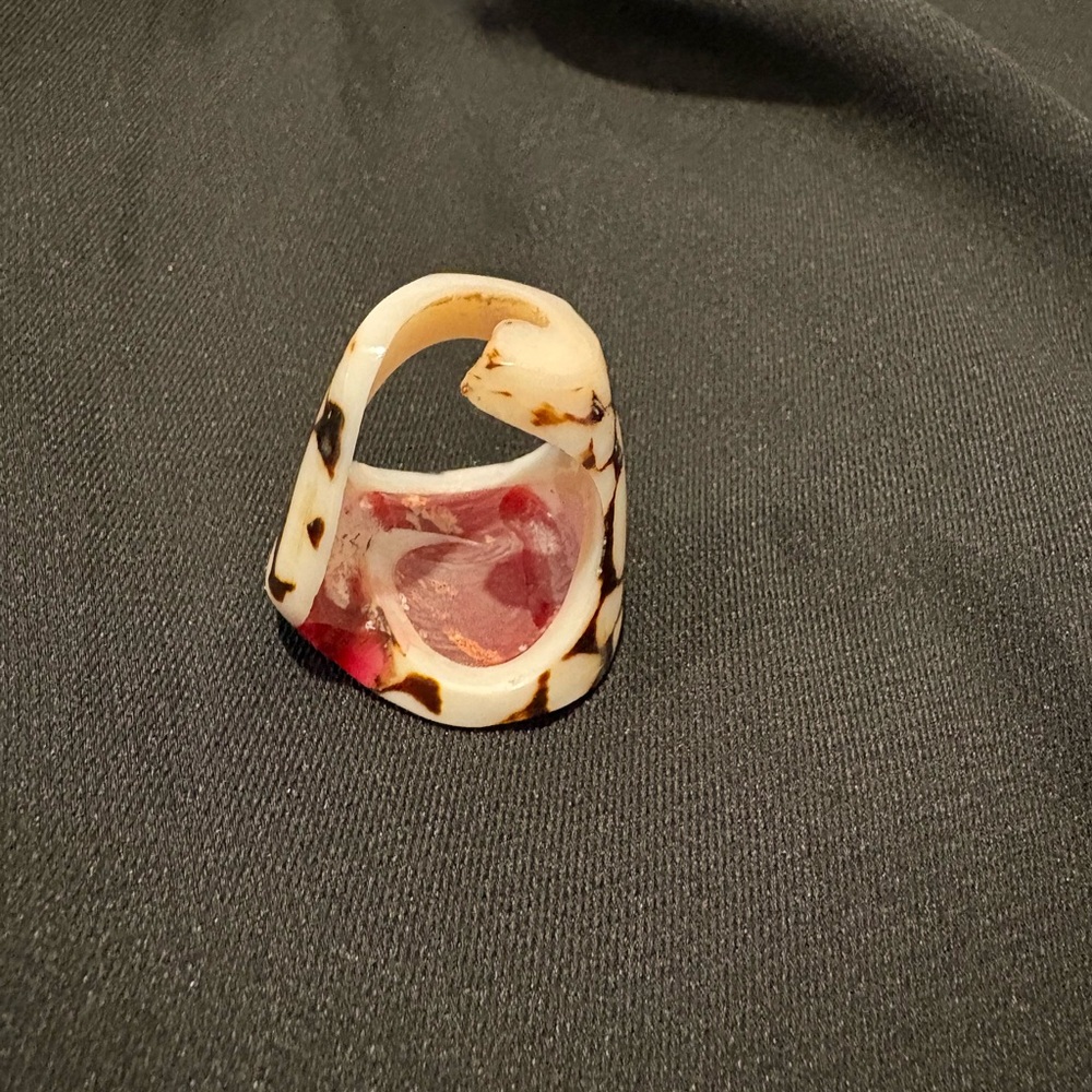 Spiny Oyster Shell Ring Handmade in Italy. - Picture 5 of 16